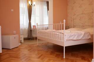 Гостевой дом Casa Melisa Sibiu Сибиу Двухместный номер с 1 кроватью и собственной ванной комнатой-2